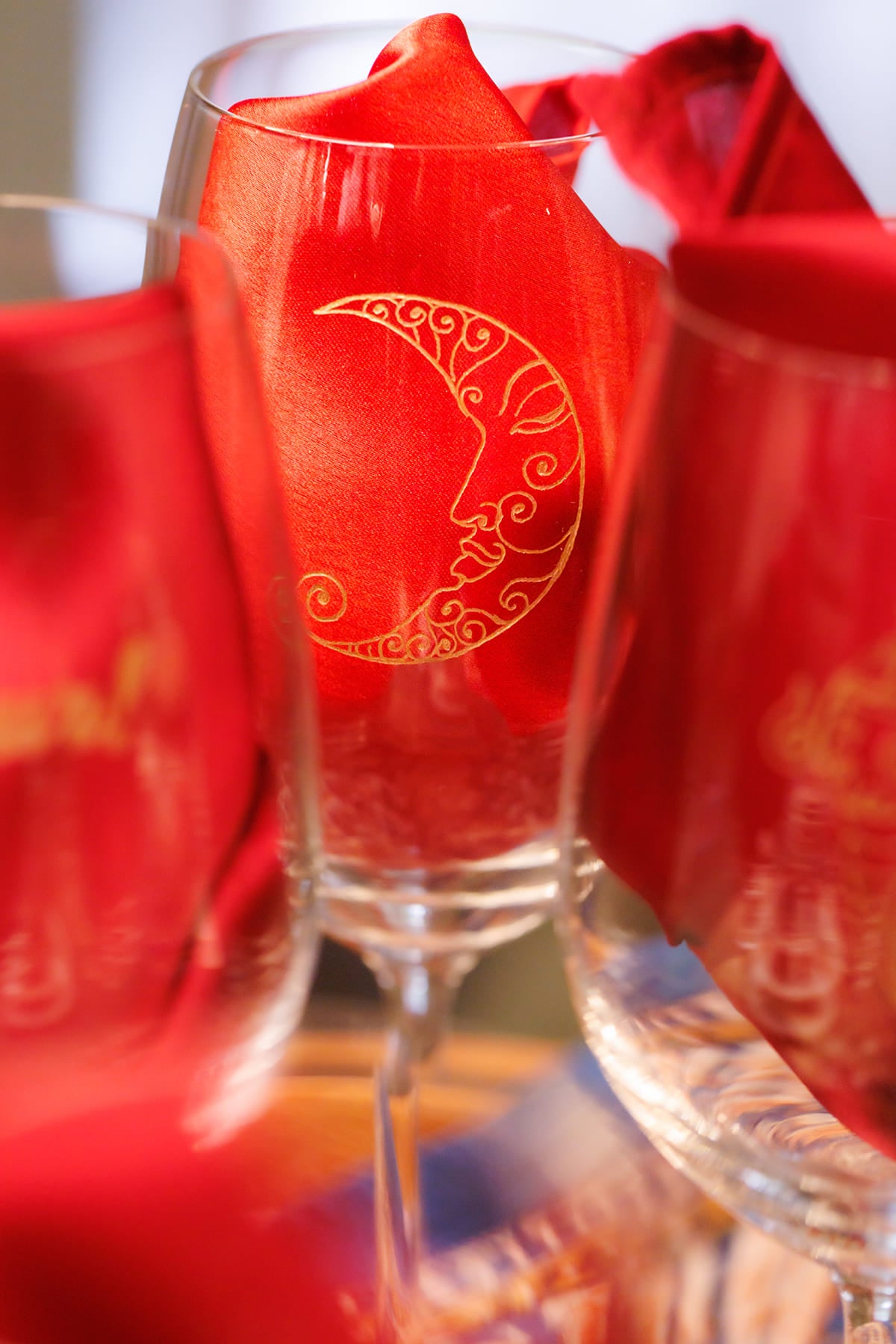 The Chandra Wine Glass