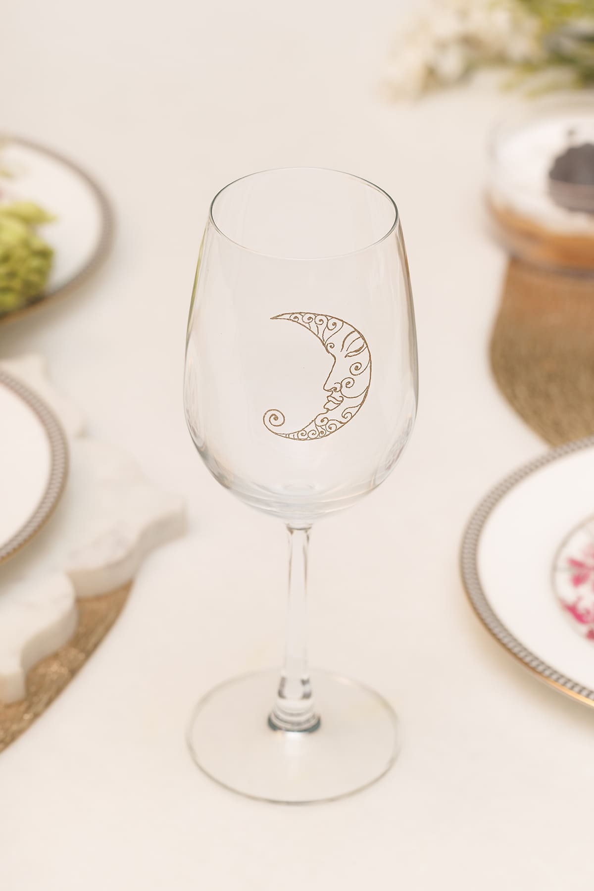 The Chandra Wine Glass