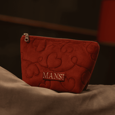 Looped in Love Travel Set