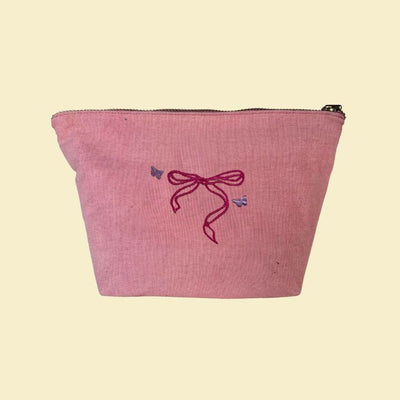 Bow pouch with Personalization