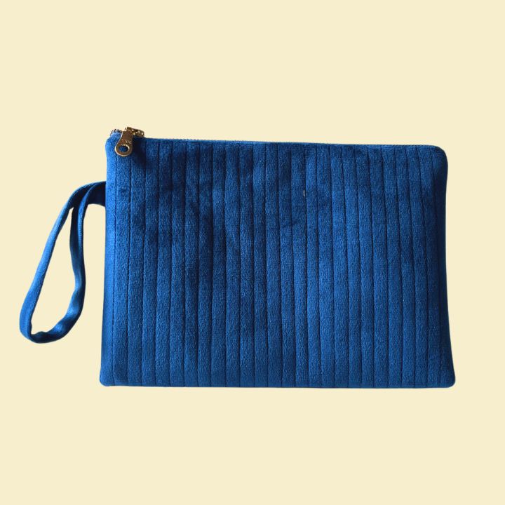 Essentials Flat Pouch